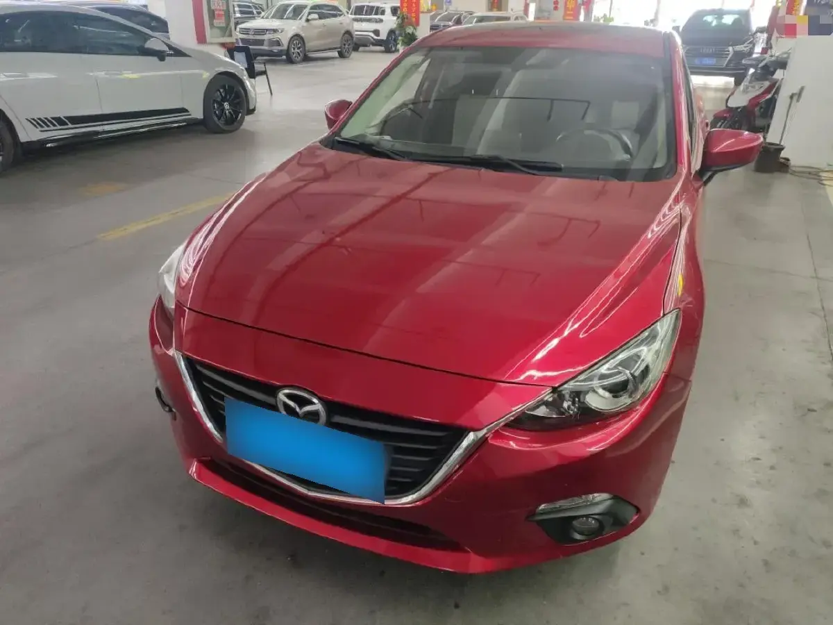 2014 Mazda 3 Axela 1.5L 117HP L4 6AT
