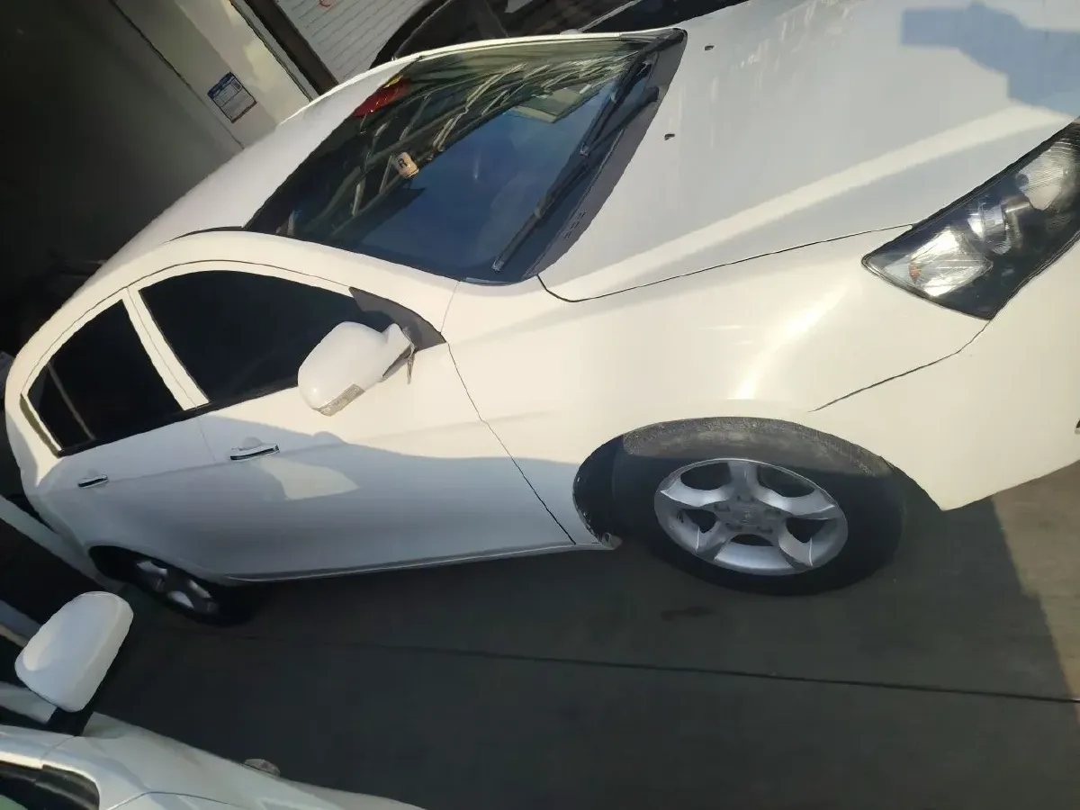 2013 Geely Emgrand Classic 1.5L 109HP L4 5MT,autocango,china used car exporter,china ev exporter,chinese used car exporter,chinese used ev exporter