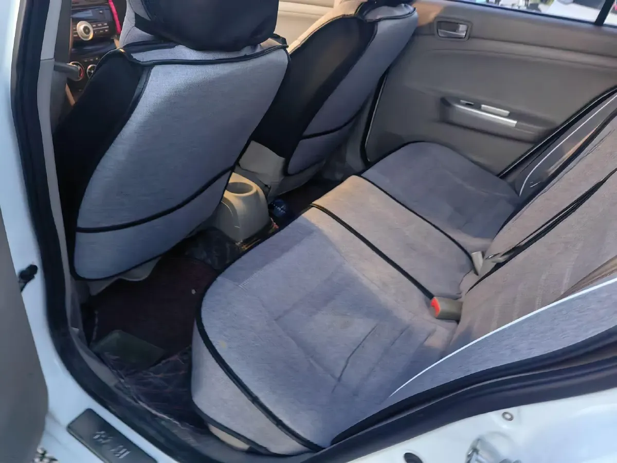 2015 ChangAn Alsvin V3 1.4L 101HP L4 5MT,autocango,china used car exporter,china ev exporter,chinese used car exporter,chinese used ev exporter