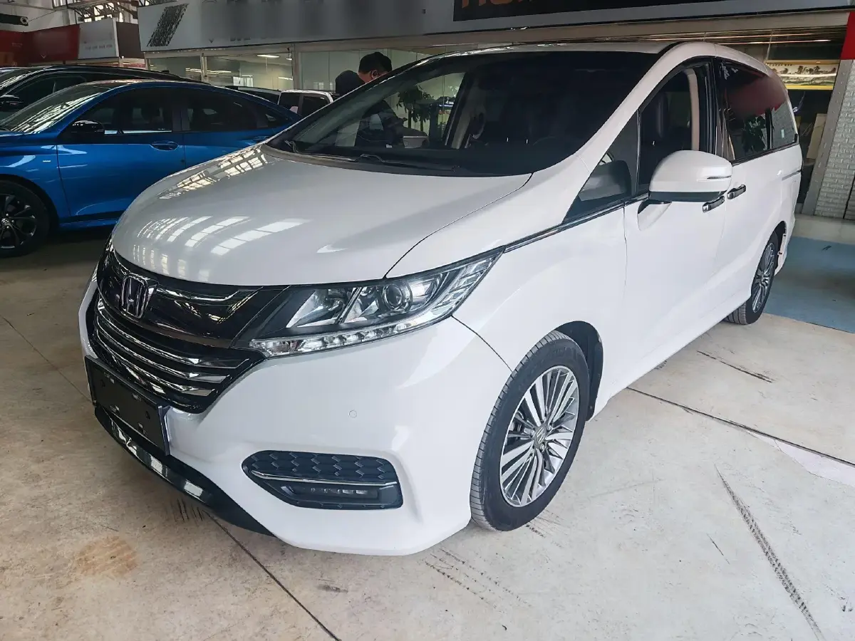 2018 Honda Odyssey 2.4L 186HP L4 CVT,autocango,china used car exporter,china ev exporter,chinese used car exporter,chinese used ev exporter