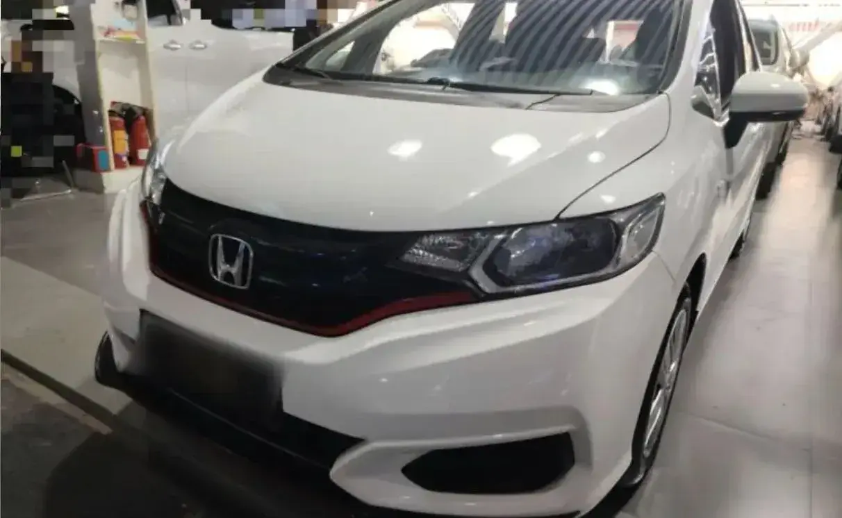 2014 Honda Fit 1.5L 131HP L4 CVT