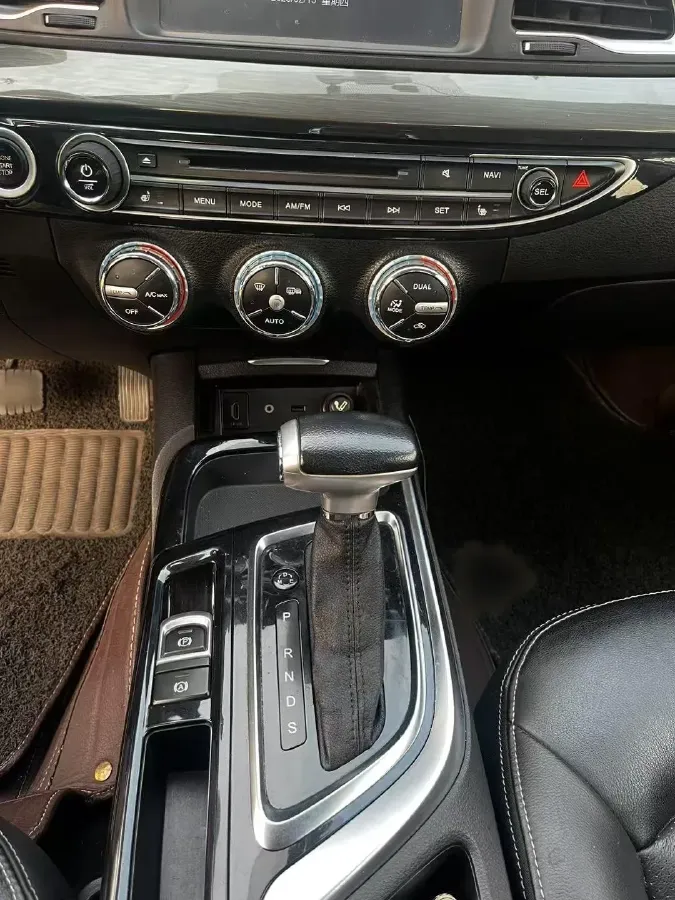 2015 GAC Trumpchi GA6 1.8T 177HP L4 7DCT,autocango,china used car exporter,china ev exporter,chinese used car exporter,chinese used ev exporter