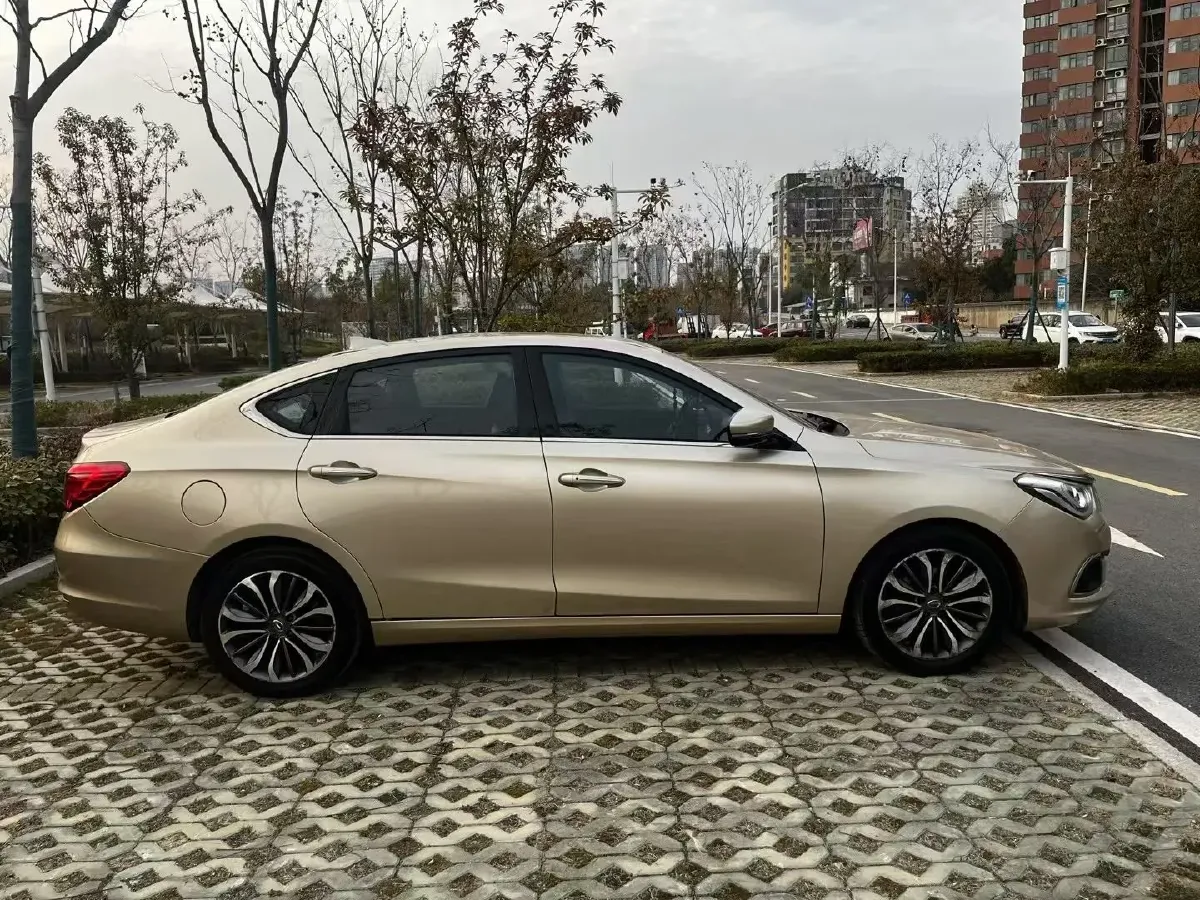 2015 GAC Trumpchi GA6 1.8T 177HP L4 7DCT,autocango,china used car exporter,china ev exporter,chinese used car exporter,chinese used ev exporter