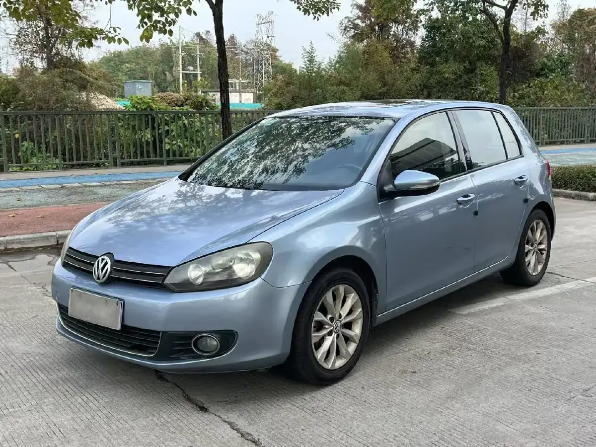 2012 Volkswagen Golf 1.4T 131HP L4 7DCT