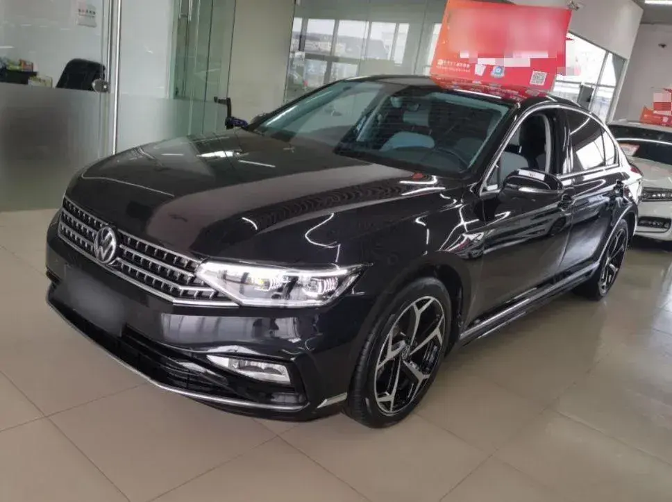 2023 Volkswagen Magotan 2.0T 186HP L4 7DCT