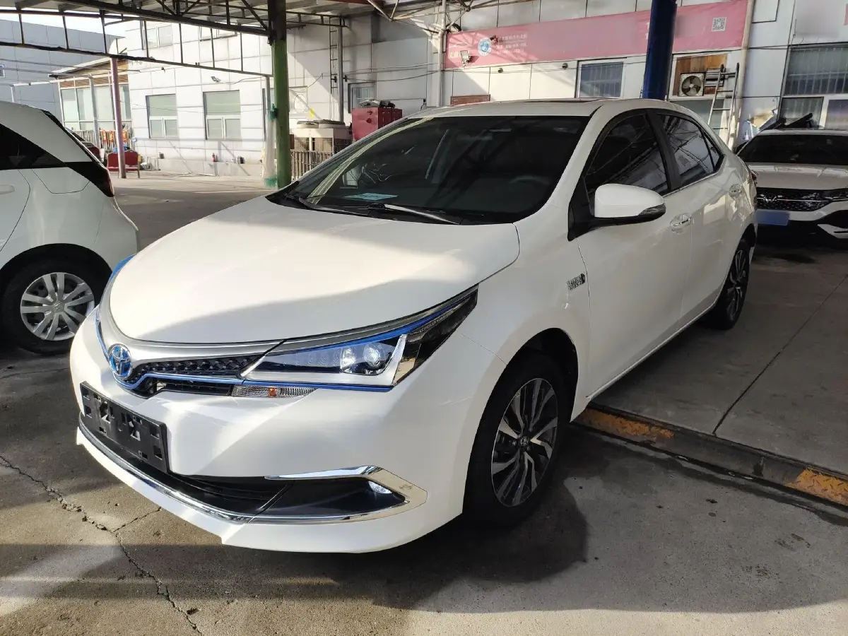 2019 Toyota Corolla Hybird E+ 1.8L 99HP L4 E-CVT PHEV 10.5KWH