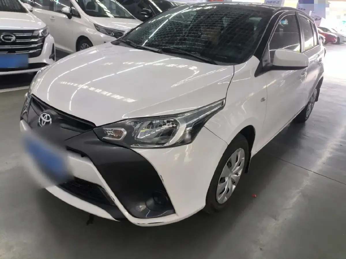 2022 Toyota Yaris L 1.5L 112HP L4 CVT