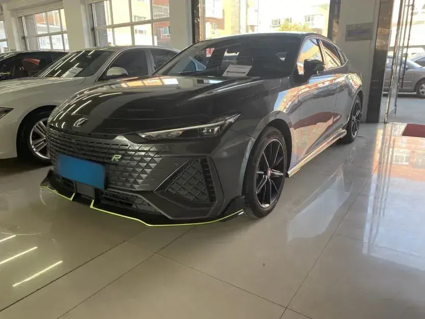 2022 ChangAn UNI-V 2.0T 233HP L4 8AT