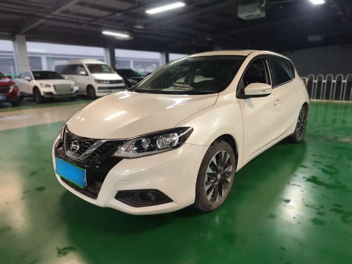 2016 Nissan Tiida 1.6L 126HP L4 CVT