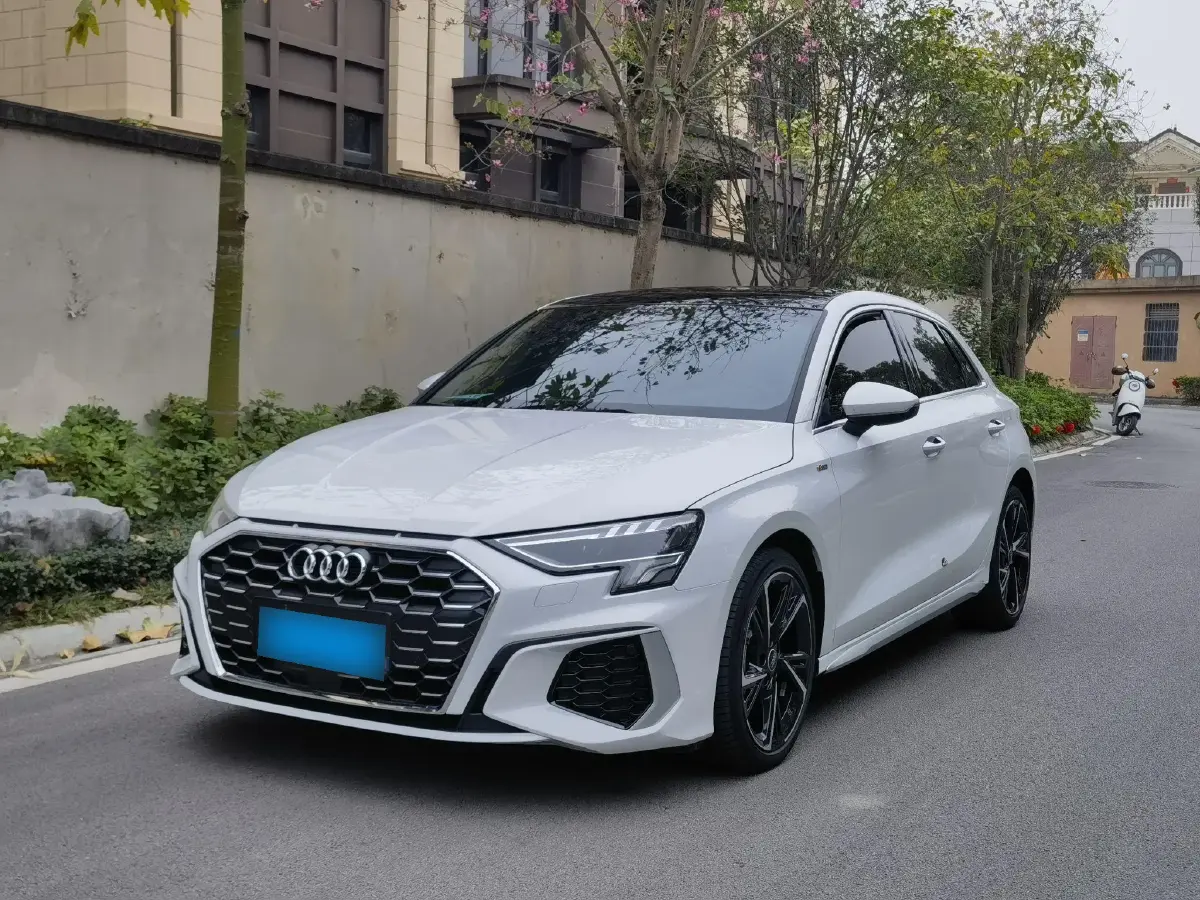 2022 Audi A3 1.4T 150HP L4 7DCT
