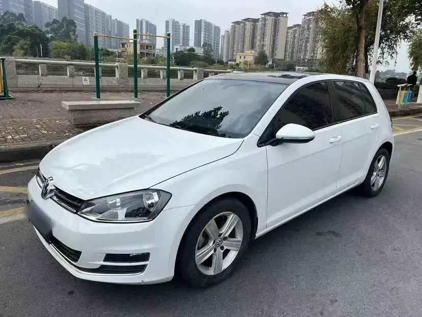 2016 Volkswagen Golf 1.4T 131HP L4 7DCT