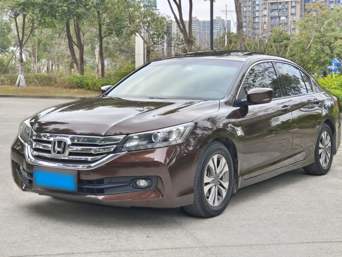 2014 Honda Accord 2.0L 155HP L4 CVT