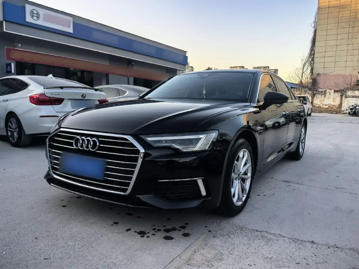 2021 Audi A6L 2.0T 190HP L4 7DCT