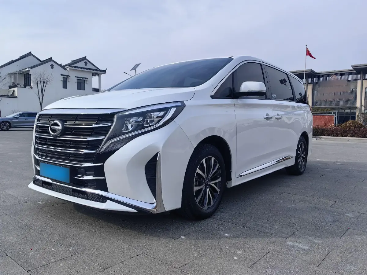 2021 GAC Trumpchi M8 2.0T 252HP L4 8AT
