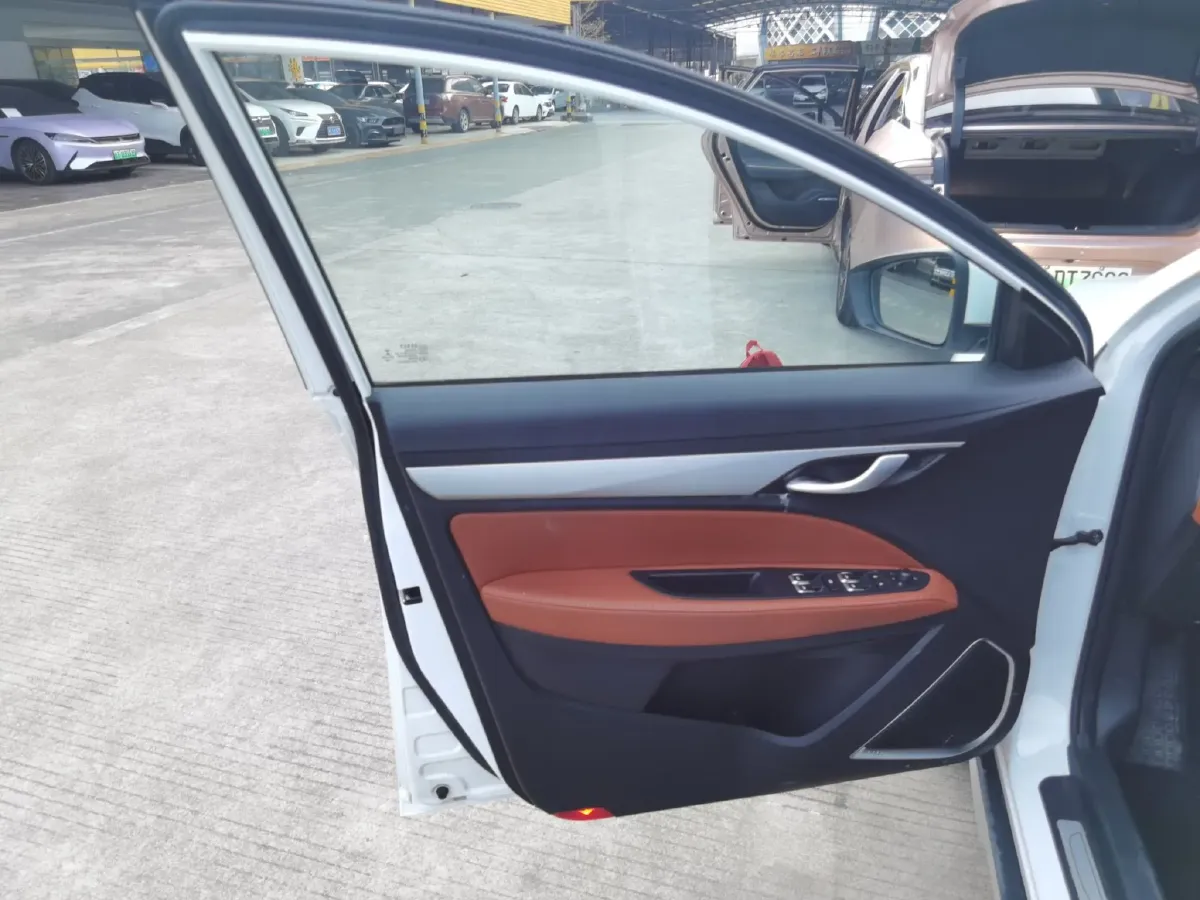 2018 Geely Vision S1 1.5L 109HP L4 CVT,autocango,china used car exporter,china ev exporter,chinese used car exporter,chinese used ev exporter
