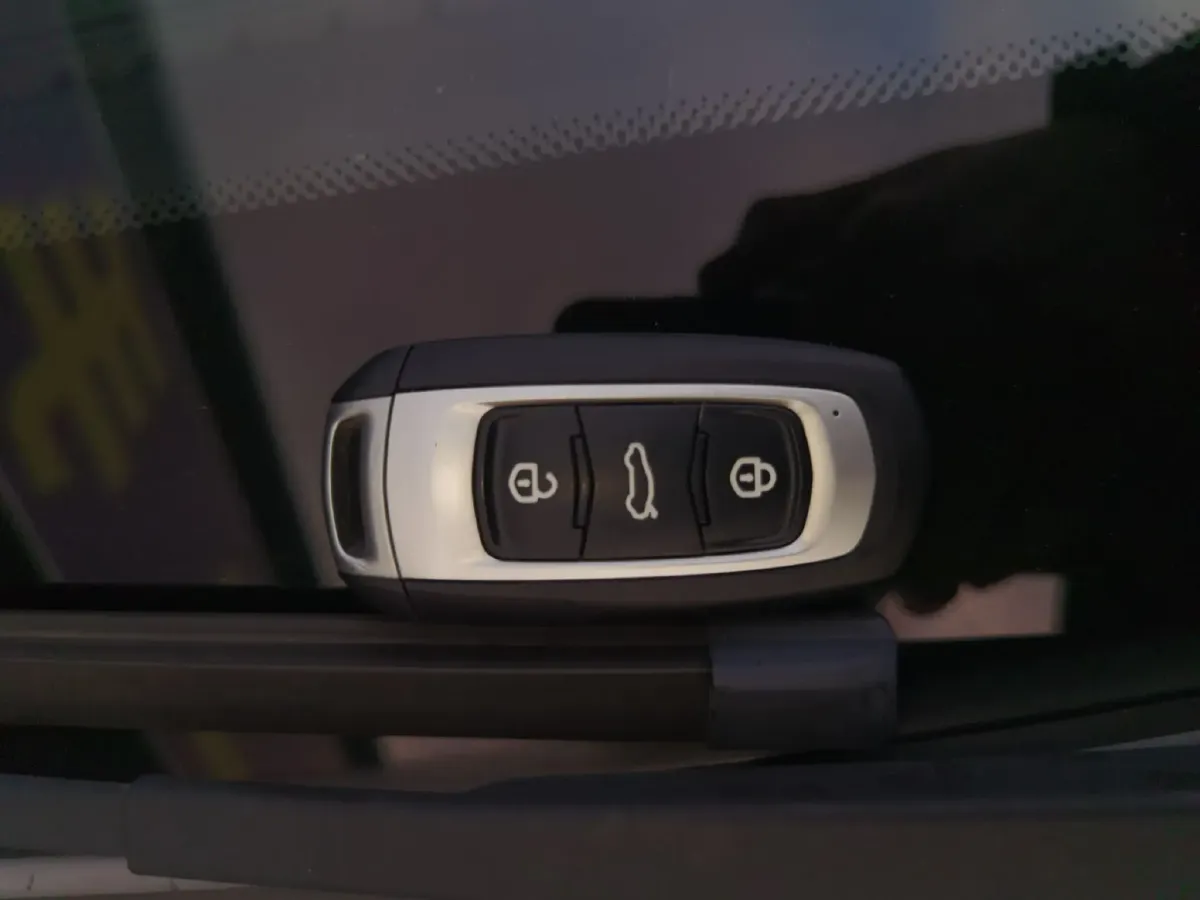 2018 Geely Vision S1 1.5L 109HP L4 CVT,autocango,china used car exporter,china ev exporter,chinese used car exporter,chinese used ev exporter