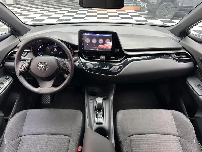 2020 Toyota Izoa E BEV 54.3KWH,autocango,china used car exporter,china ev exporter,chinese used car exporter,chinese used ev exporter