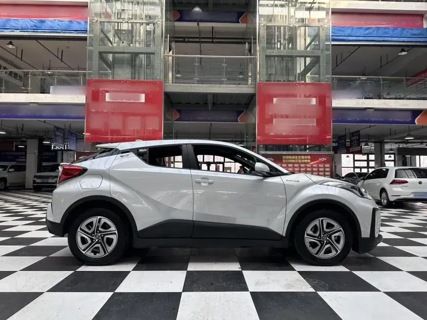 2020 Toyota Izoa E BEV 54.3KWH,autocango,china used car exporter,china ev exporter,chinese used car exporter,chinese used ev exporter