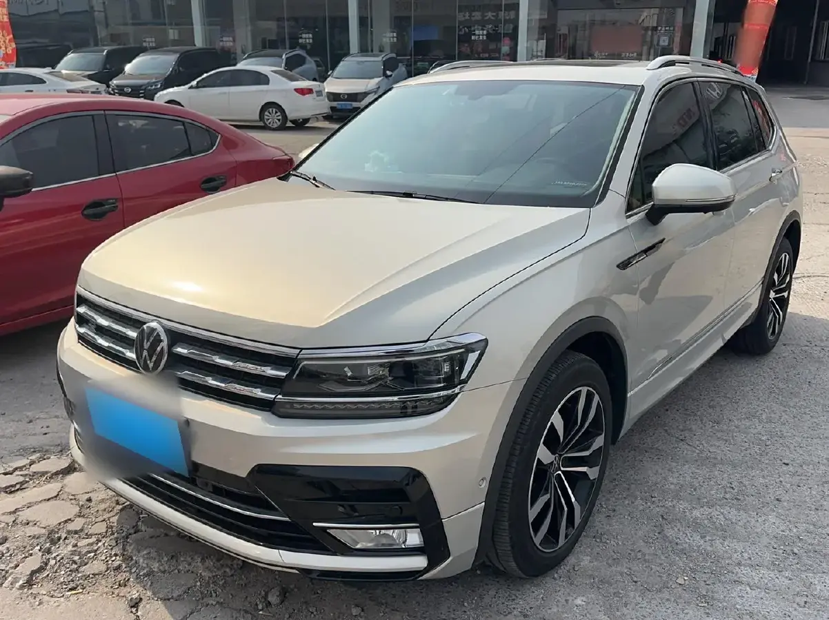 2021 Volkswagen Tiguan L 2.0T 186HP L4 7DCT