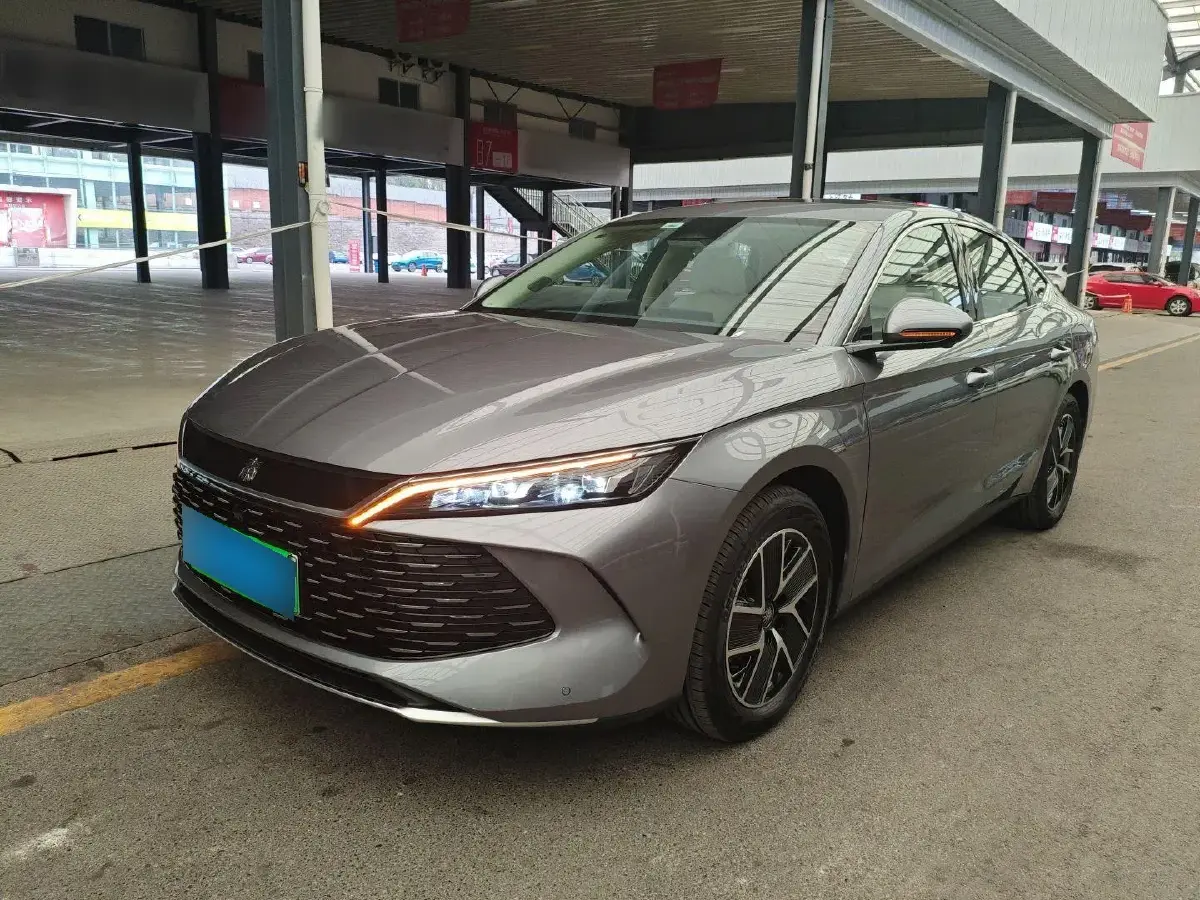 2024 BYD QinL 1.5L 101HP L4 E-CVT PHEV 15.87KWH