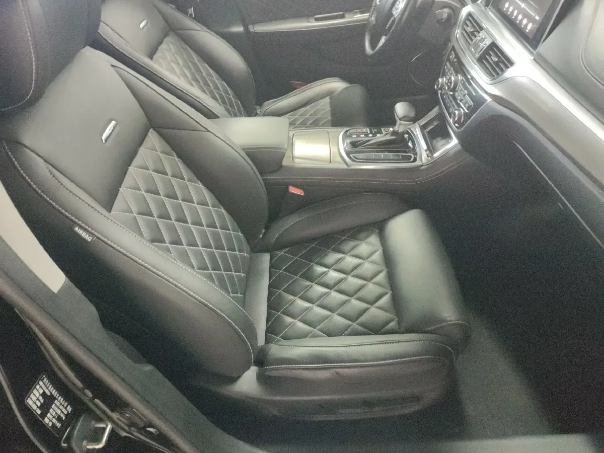 2017 GAC Trumpchi GA8 2.0T 197HP L4 6AT,autocango,china used car exporter,china ev exporter,chinese used car exporter,chinese used ev exporter