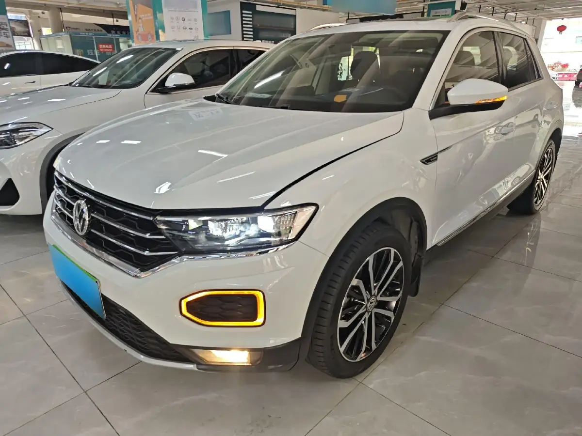 2019 Volkswagen T-Roc 1.4T 150HP L4 7DCT