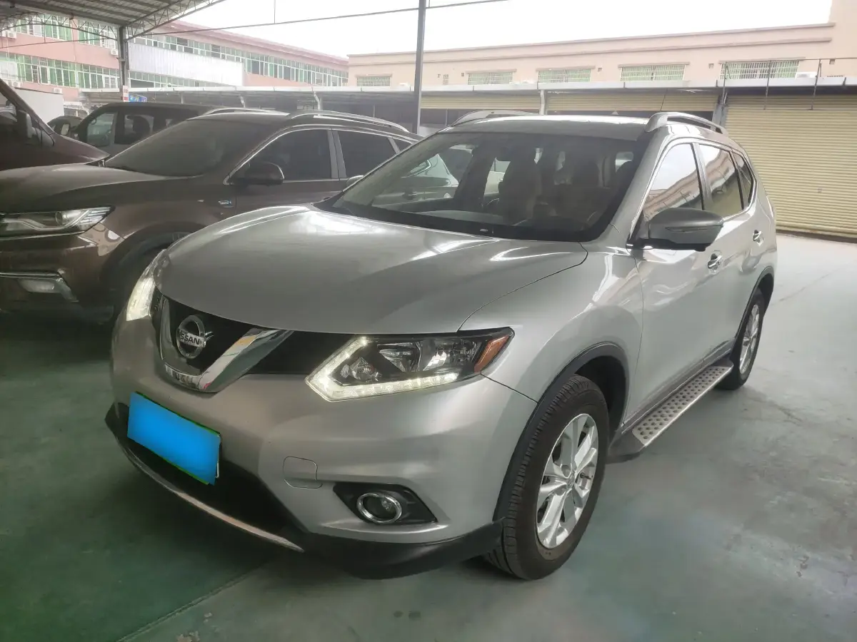 2014 Nissan X-Trail 2.0L 150HP L4 CVT