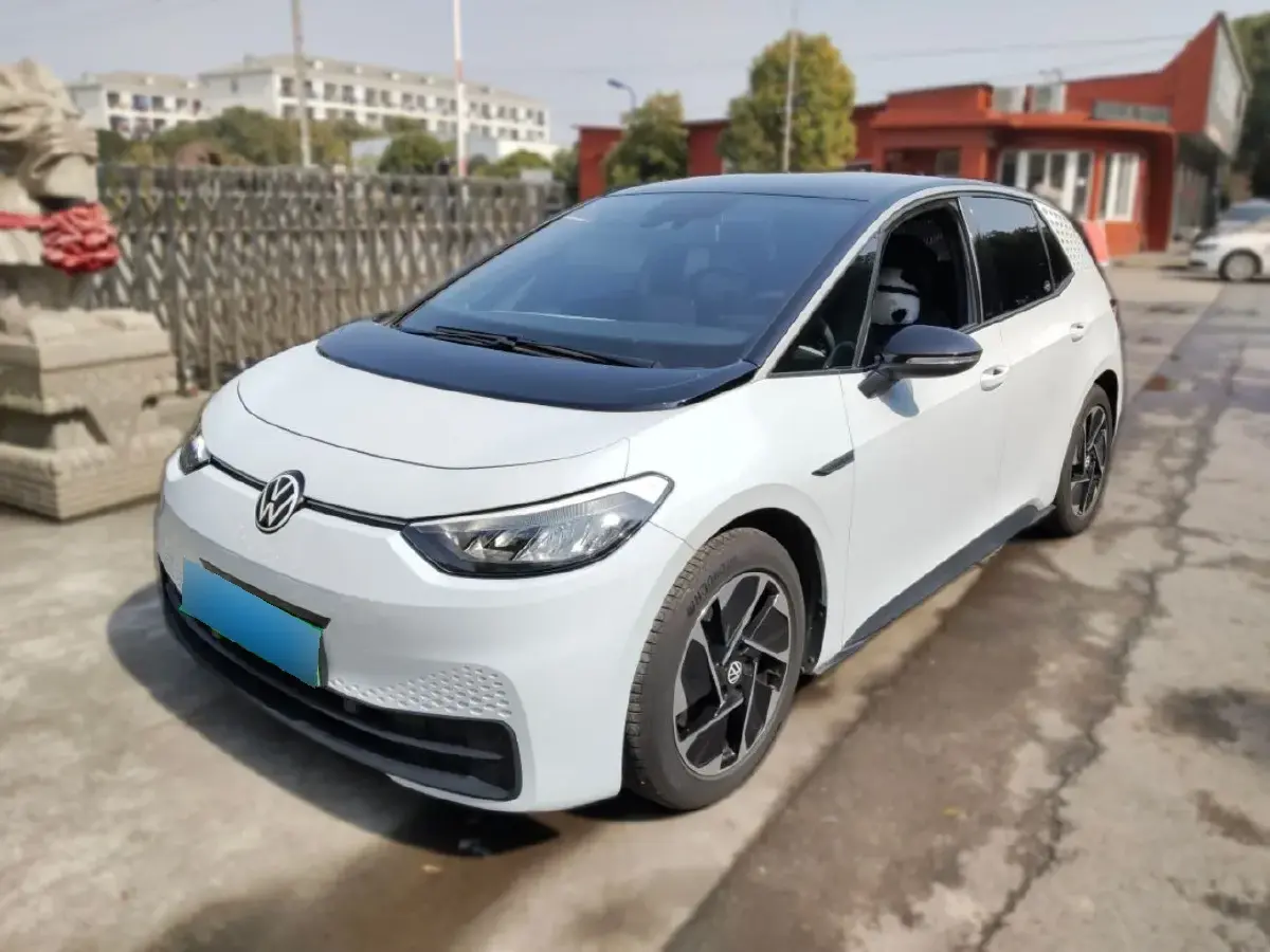 2023 Volkswagen ID.3 BEV 52.8KWH