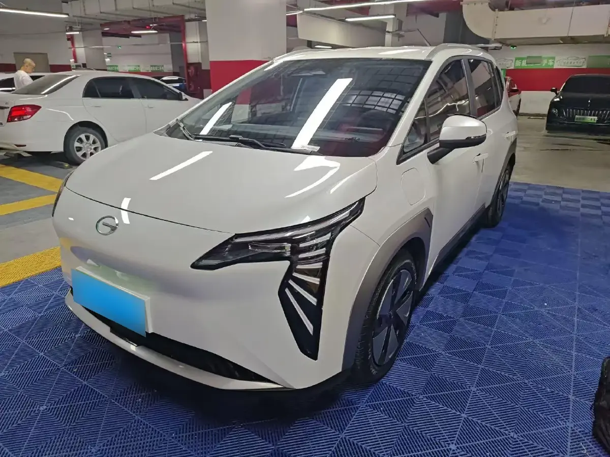 2023 Aion Y BEV 61.7KWH