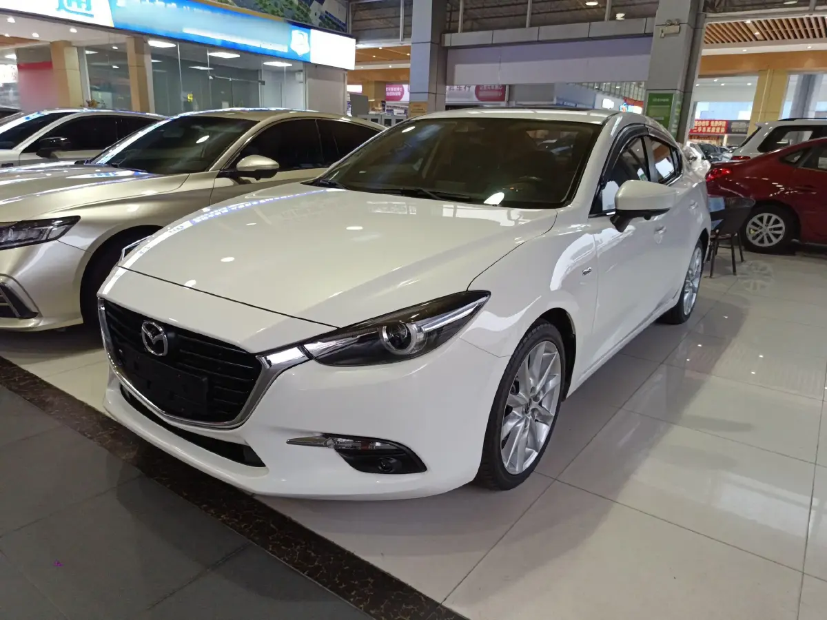 2017 Mazda 3 Axela 2.0L 158HP L4 6AT