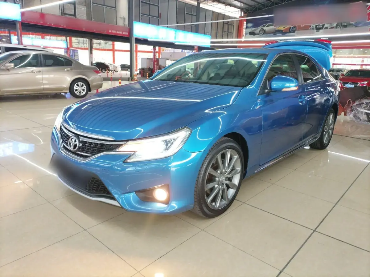 2013 Toyota Reiz 2.5L 193HP V6 6AT