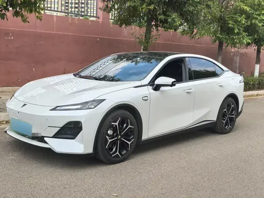 2024 Deepal SL03 1.5L 95HP L4 REEV 18.99KWH