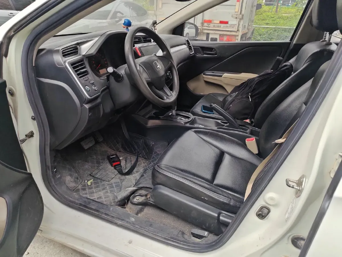 2016 Honda Greiz 1.5L 131HP L4 CVT,autocango,china used car exporter,china ev exporter,chinese used car exporter,chinese used ev exporter