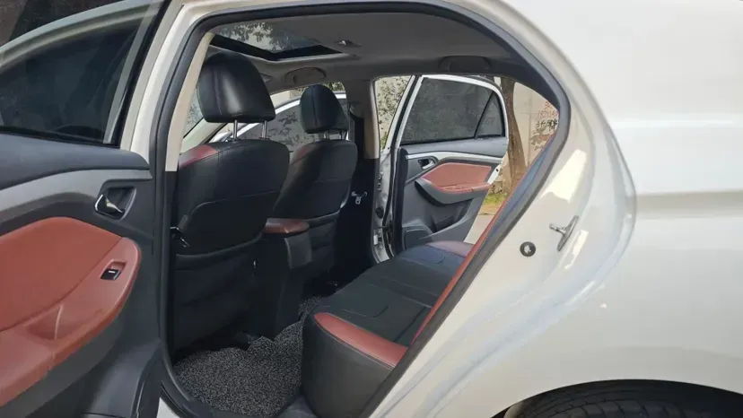 2014 BYD G5 1.5T 154HP L4 6DCT,autocango,china used car exporter,china ev exporter,chinese used car exporter,chinese used ev exporter