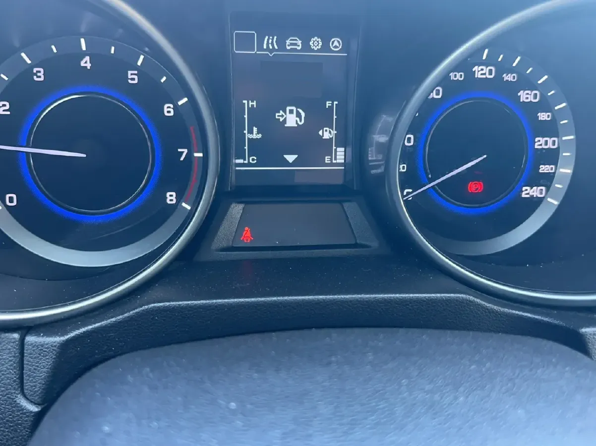 2017 ChangAn CS35 1.6L 125HP L4 5MT,autocango,china used car exporter,china ev exporter,chinese used car exporter,chinese used ev exporter