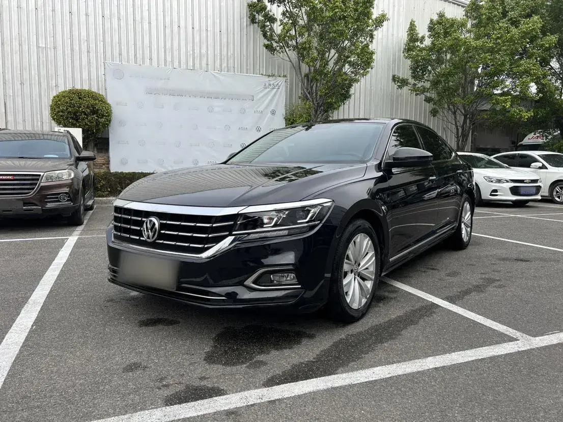 2019 Volkswagen Passat 2.0T 186HP L4 7DCT