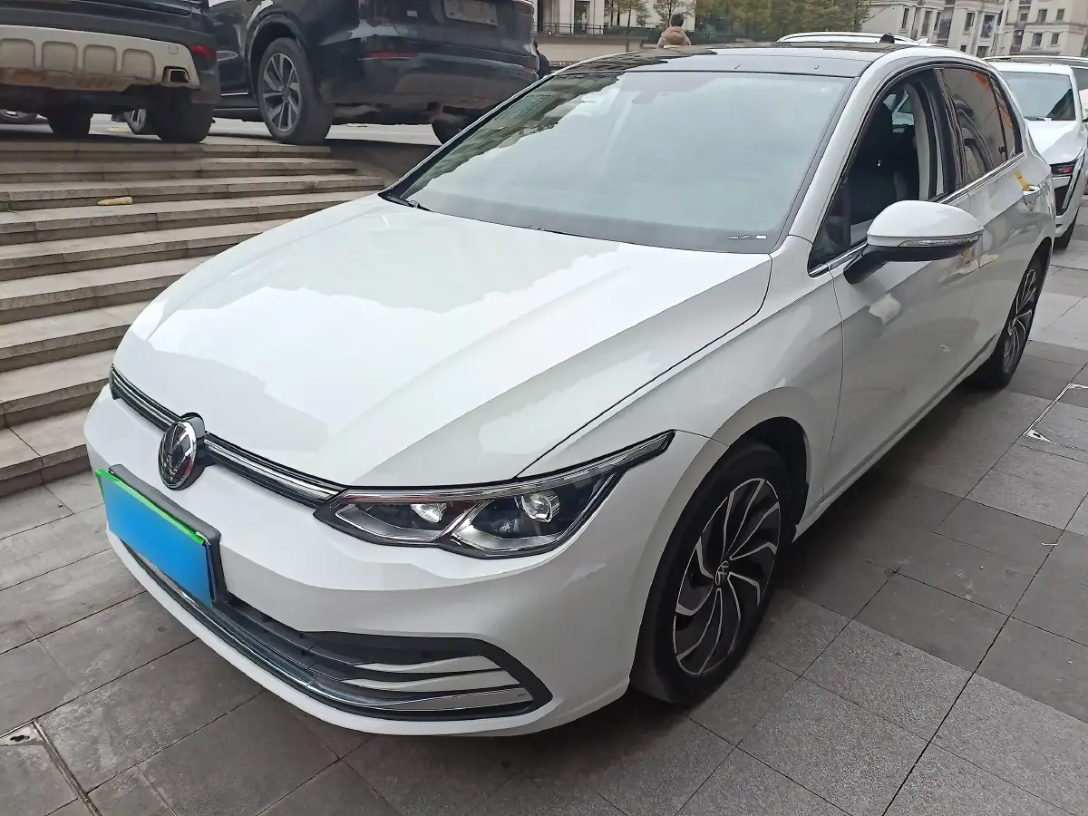 2021 Volkswagen Golf 1.4T 150HP L4 7DCT