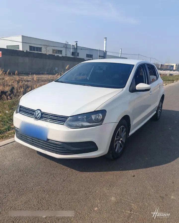 2016 Volkswagen Polo 1.4L 90HP L4 6AT