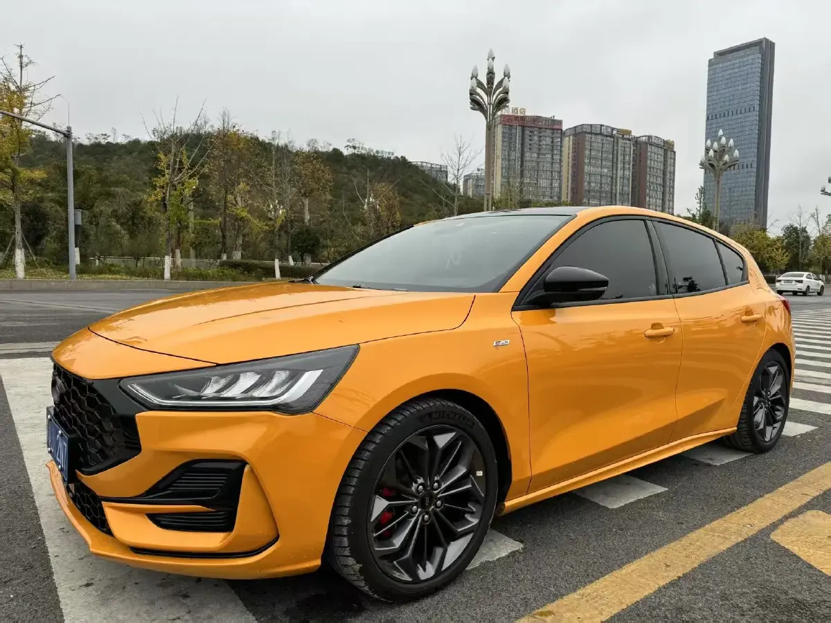 2022 Ford Focus 1.5T 177HP L4 6AT