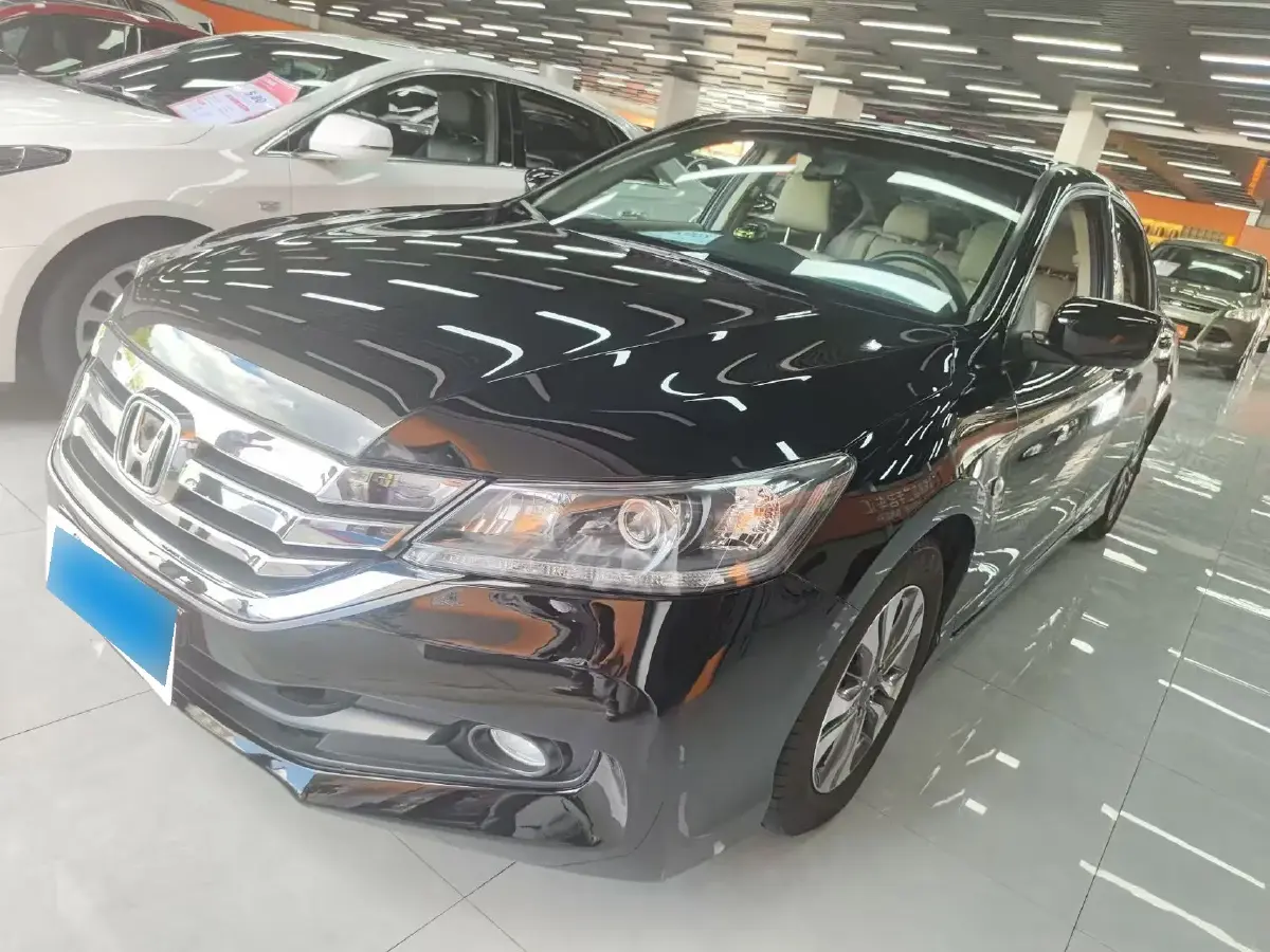 2014 Honda Accord 2.0L 155HP L4 CVT