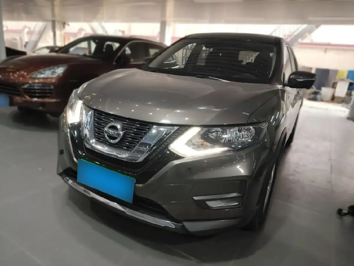 2020 Nissan X-Trail 2.0L 154HP L4 CVT