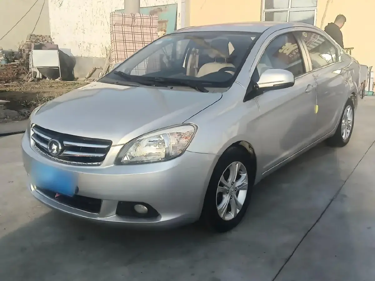 2013 Great Wall C30 1.5L 106HP L4 5MT 2013 Great Wall C30 1.5L 106HP L4 5MT