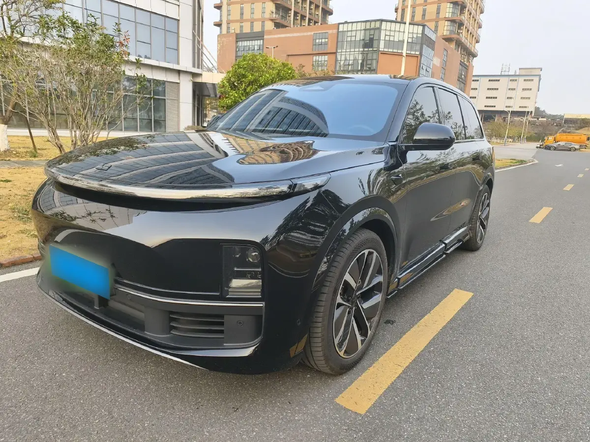 2023 Li L9 Range Extended 154HP REEV 42.6KWH