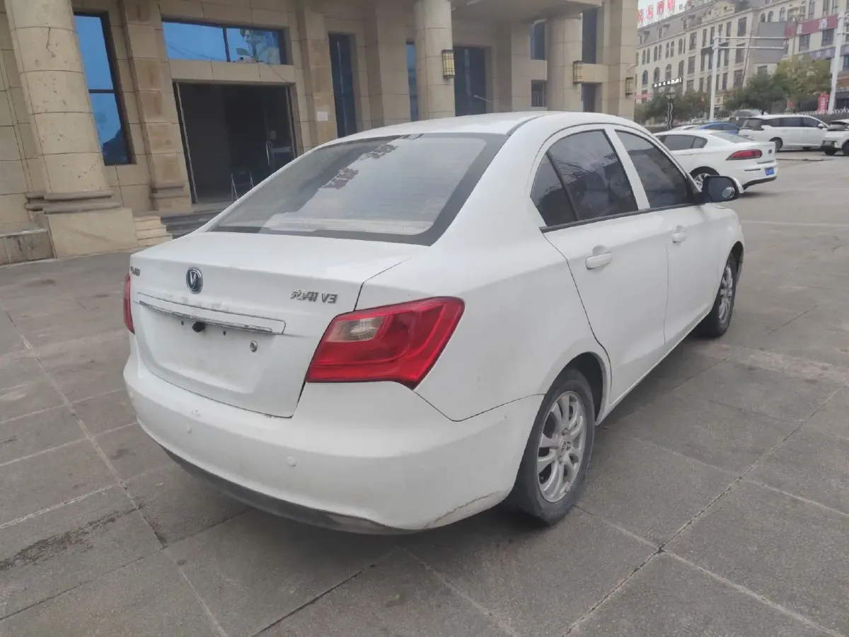 2012 ChangAn Alsvin V3 1.3L 94HP L4 5MT,autocango,china used car exporter,china ev exporter,chinese used car exporter,chinese used ev exporter