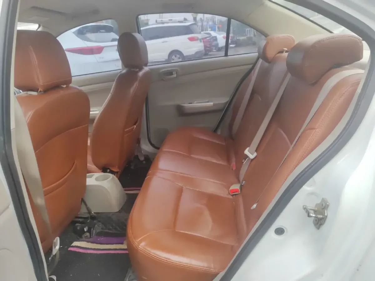 2012 ChangAn Alsvin V3 1.3L 94HP L4 5MT,autocango,china used car exporter,china ev exporter,chinese used car exporter,chinese used ev exporter