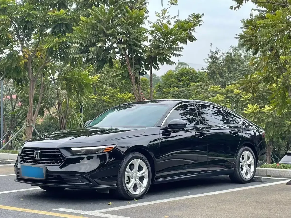 2023 Honda Accord 1.5T 192HP L4 CVT