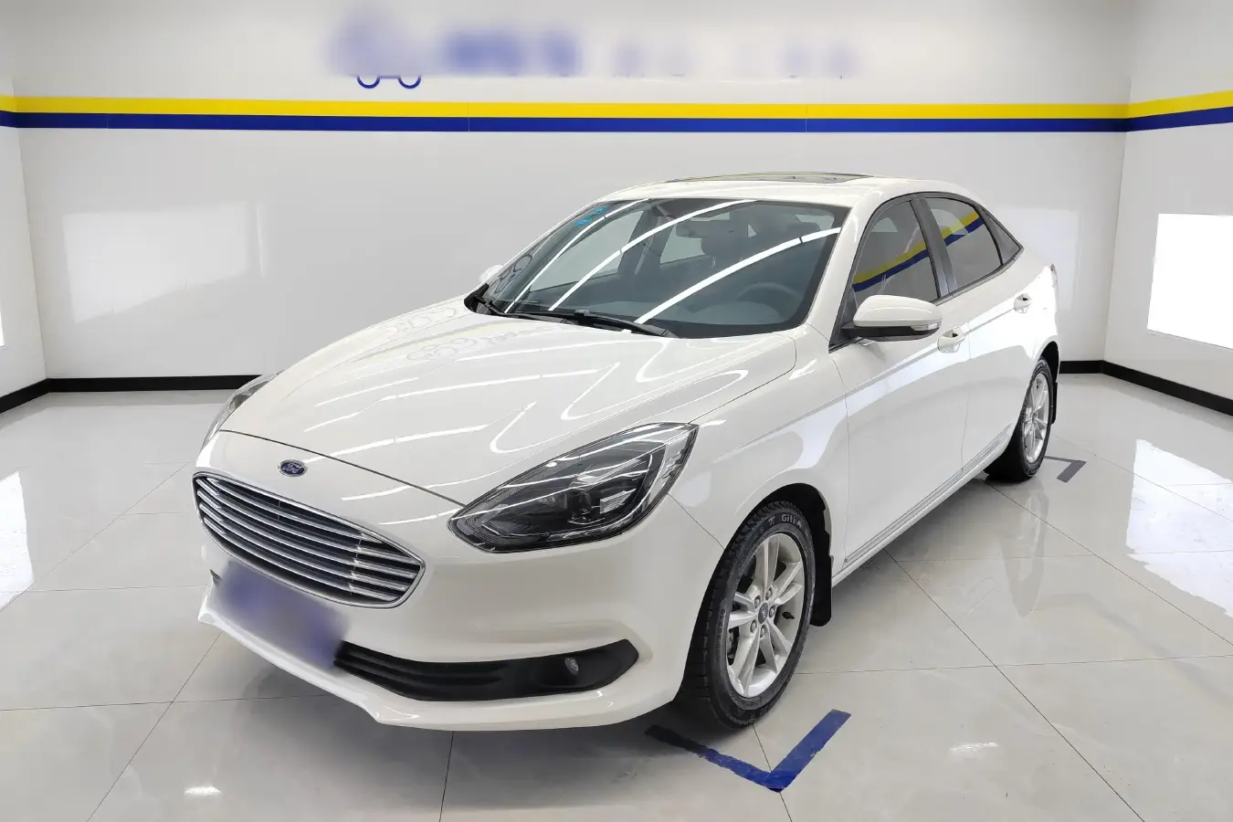 2019 Ford Escort 1.5L 122HP L3 6AT