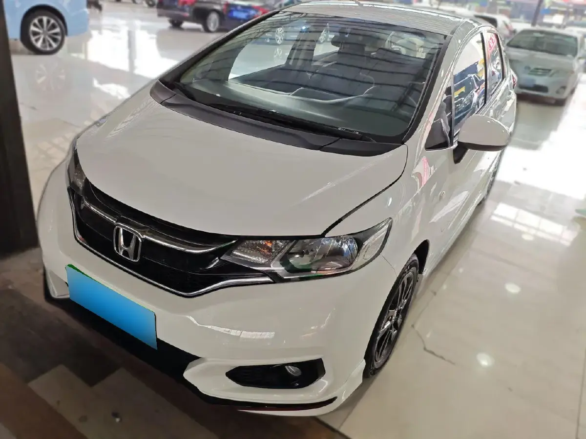 2018 Honda Fit 1.5L 131HP L4 CVT