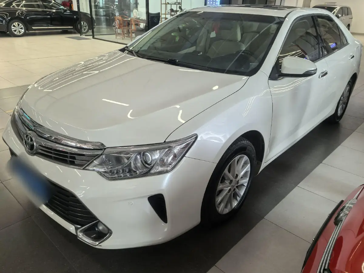 2016 Toyota Camry 2.0L 167HP L4 6AT