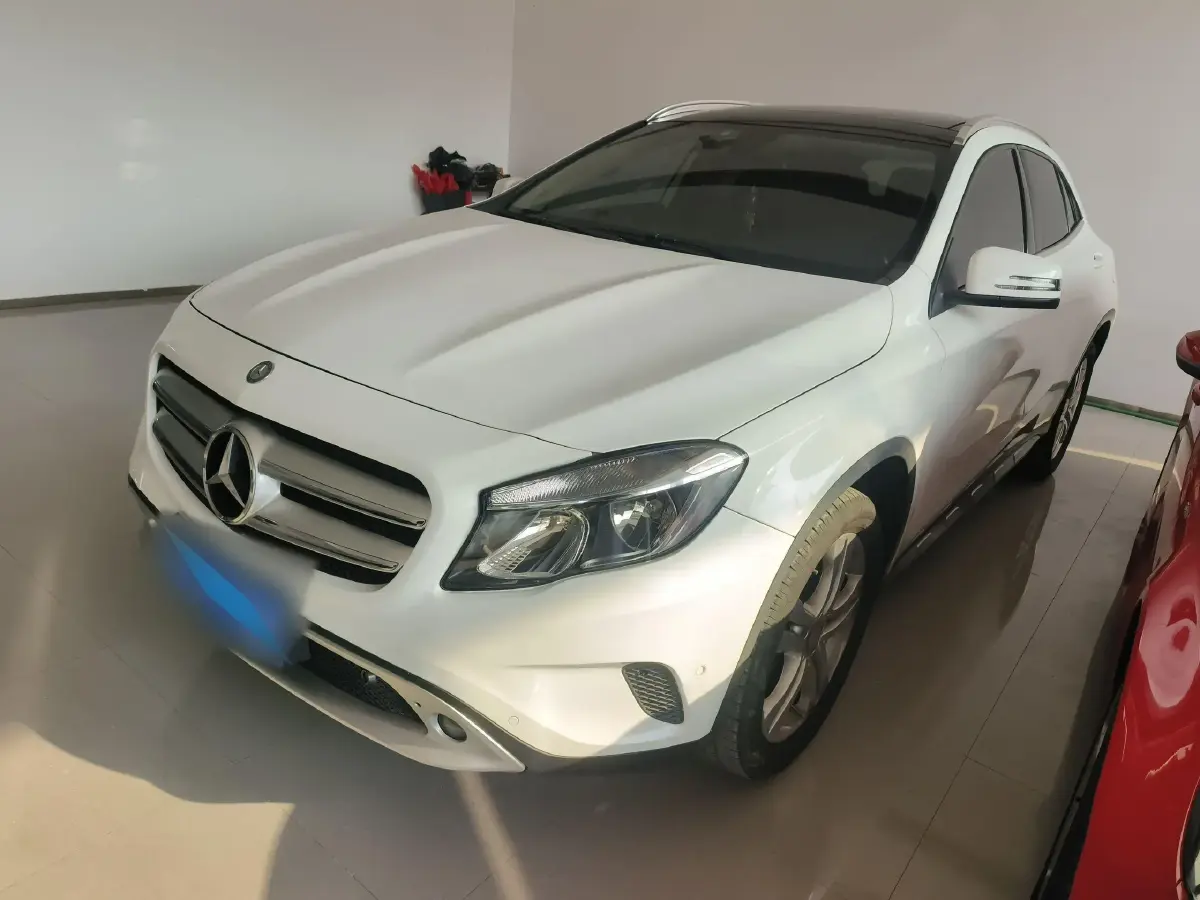 2016 Mercedes-Benz GLA Class 1.6T 156HP L4 7DCT